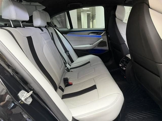 BMW M5 2021 M5 интерьер фото 19