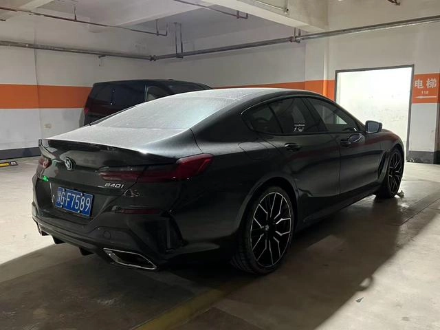 BMW 8 Series 2022 840i Четырехдверное купе M Спортивный костюм экстерьер фото 4