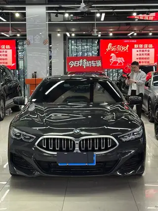 BMW 8 Series 2022 840i Четырехдверное купе M Спортивный костюм экстерьер фото 5