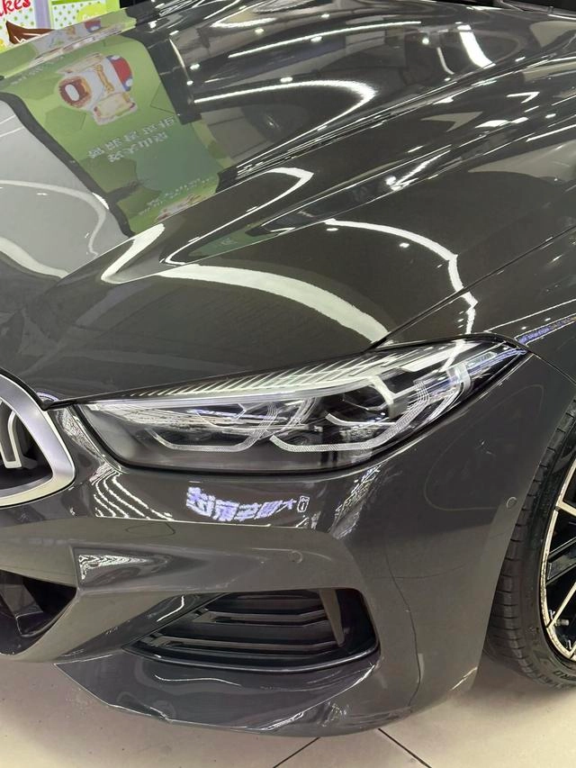 BMW 8 Series 2022 840i Четырехдверное купе M Спортивный костюм интерьер фото 7