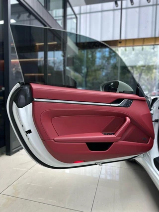 Porsche 911 2023 Carrera 3.0T interior foto 9