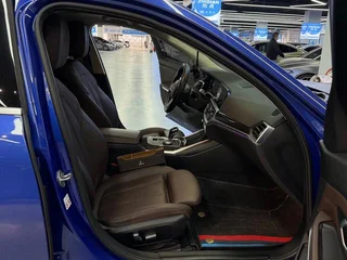 BMW 3 Series 2022 Restyling 325Li M Sports suit interior photo 11