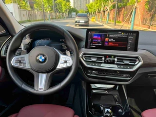 BMW X3 2022 xDrive30i Leading Type M Obsidian Night Suit interior photo 12