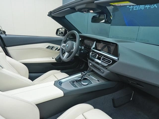 BMW Z4 2022 M40i M Édition des performances sportives intérieur photo 7