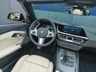 BMW Z4 2022 M40i M Édition des performances sportives intérieur photo 9