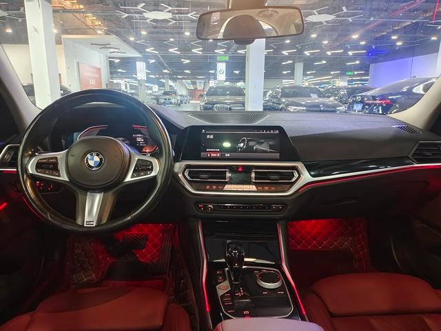 BMW 3 Series 2022 320Li M Sports suit interior photo 8