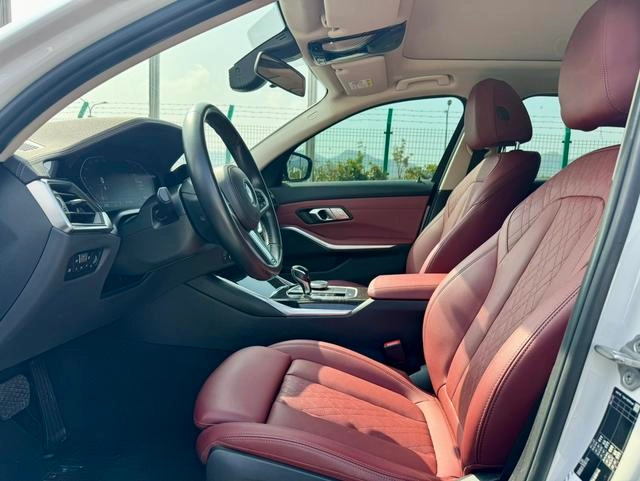 BMW 3 Series 2022 325Li M Conjunto deportivo exterior foto 4