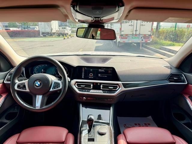BMW 3 Series 2022 325Li M Conjunto deportivo exterior foto 5
