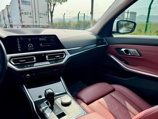 BMW 3 Series 2022 325Li M Conjunto deportivo exterior foto 7