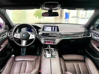 BMW 7 Series 2021 730Li M Sports suit interior photo 6