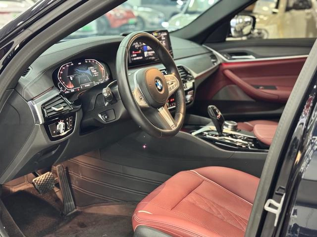 BMW 5 Series 2023 530Li Leading Type Luxury Set exterior photo 5