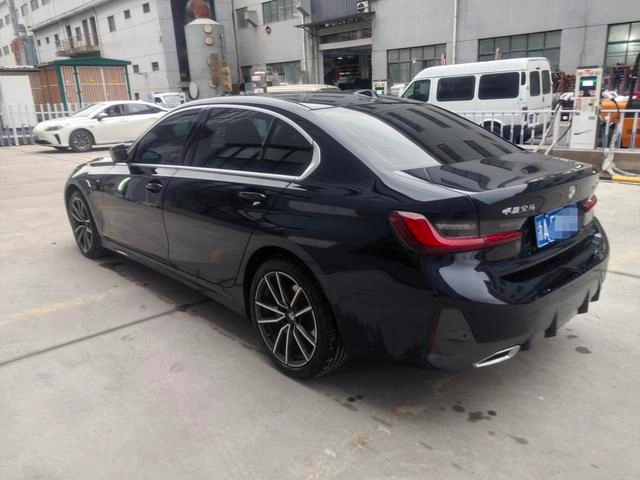 BMW 3 Series 2025 325Li M Sports suit exterior photo 8