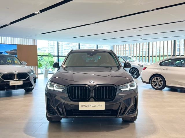 BMW X3 2023 xDrive30i Лидирующий M Ночной костюм экстерьер фото 2