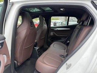 BMW X2 2022 xDrive25i Obsidian Night Edition interior photo 12