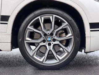 BMW X2 2022 xDrive25i Obsidian Night Edition interior photo 18