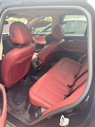 BMW X3 2022 Restyling xDrive25i M Sports suit interior photo 8