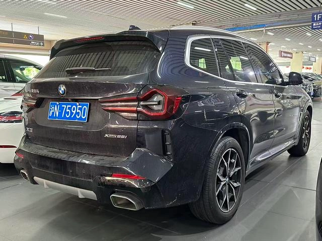 BMW X3 2022 Restyling xDrive25i M Sports suit interior photo 11