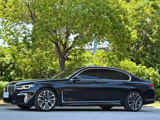 BMW 7 Series 2021 740Li Leading Type M Sports suit interior photo 17