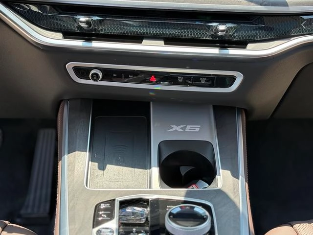 BMW X5 2023 xDrive30Li Tipo de lujo M Traje nocturno deportivo Yao interior foto 12 BMW X5 2023 xDrive30Li Tipo de lujo M Traje nocturno deportivo Yao interior foto 12