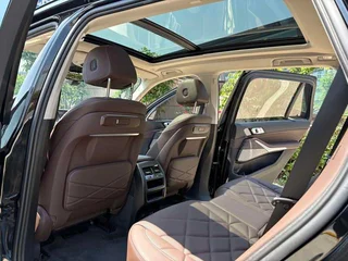 BMW X5 2023 xDrive30Li Tipo de lujo M Traje nocturno deportivo Yao interior foto 17 BMW X5 2023 xDrive30Li Tipo de lujo M Traje nocturno deportivo Yao interior foto 17