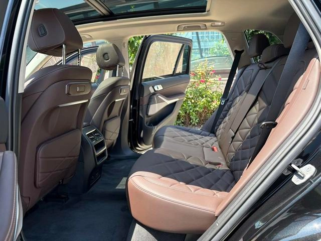 BMW X5 2023 xDrive30Li Tipo de lujo M Traje nocturno deportivo Yao interior foto 18 BMW X5 2023 xDrive30Li Tipo de lujo M Traje nocturno deportivo Yao interior foto 18