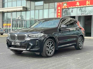 BMW X3 2022 xDrive25i M Conjunto deportivo