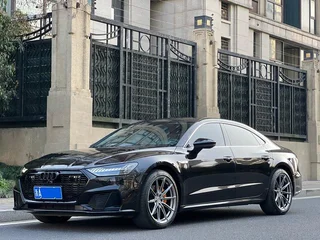 Audi A7L 2024 45 TFSI quattro S-line См. Дальний струйный костюм