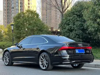 Audi A7L 2024 45 TFSI quattro S-line See Remote Crystal Suit exterior photo 4 Audi A7L 2024 45 TFSI quattro S-line See Remote Crystal Suit exterior photo 4
