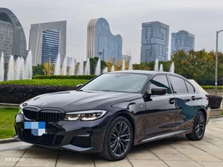 BMW 3 Series 2022 325i M Conjunto deportivo