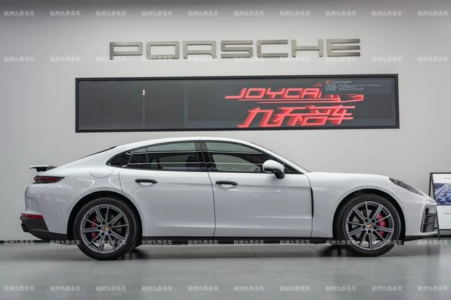 Porsche Panamera 2024 Panamera 2.9T exterior photo 4