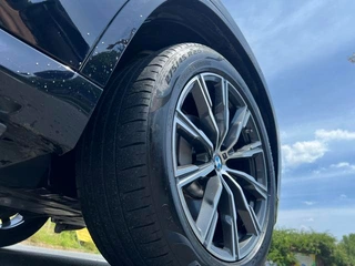 BMW X5 2022 Модификация xDrive 30Li Премиум-класса M Спортивный костюм интерьер фото 11