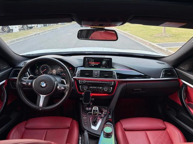 BMW 3 Series GT 2020 320i M Спортивный костюм интерьер фото 11