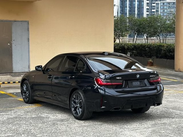 BMW 3 Series 2025 330Li M Set de nuit de sport extérieur photo 6