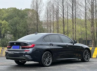 BMW 3 Series 2022 325Li M Sports Night Suit exterior photo 7