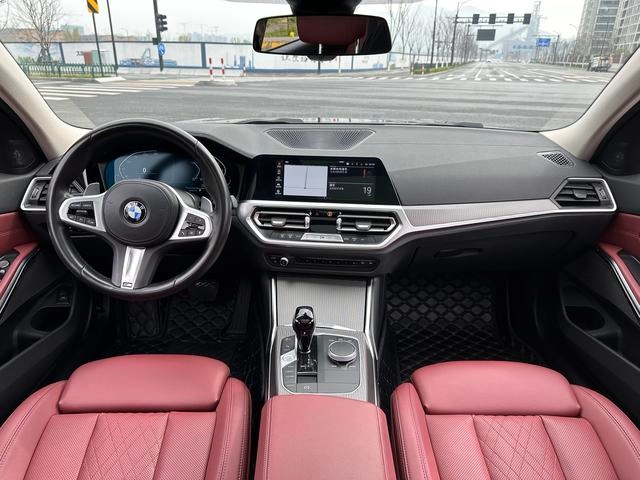 BMW 3 Series 2022 325Li M Sports Night Suit exterior photo 9