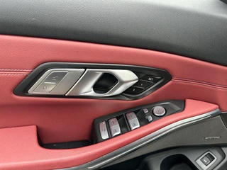BMW 3 Series 2022 325Li M Sports Night Suit interior photo 20