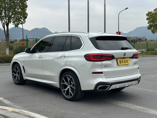 BMW X5 2022 xDrive40i Type de luxe M Ensemble de sport intérieur photo 16