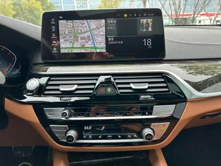 BMW 6 Series GT 2022 630i M Sports suit interior photo 15