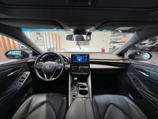 Toyota Avalon 2023 2.5L Automatic Luxury Edition interior photo 13
