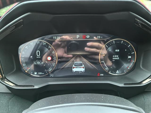 LYNK & CO 05 2020 2.0TD Four-wheel drive Halo interior photo 15