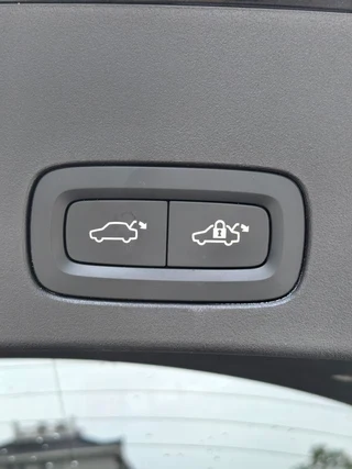 LYNK & CO 05 2020 2.0TD Four-wheel drive Halo interior photo 18