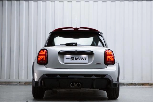 MINI JCW 2022 2.0T JOHN COOPER WORKS ALL-IN interior photo 6
