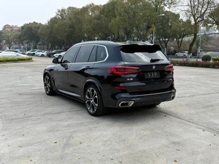 BMW X5 2022 Restyling xDrive 40Li Premium Class M Sports suit interior photo 9