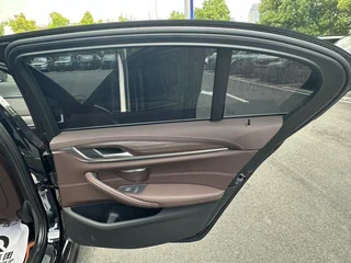 BMW 5 Series 2022 530Li Leading Type M Sports suit interior photo 14