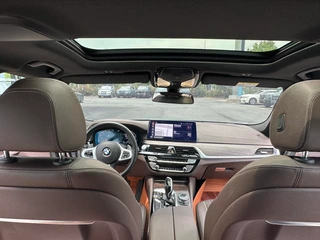 BMW 5 Series 2022 530Li Leading Type M Sports suit interior photo 18