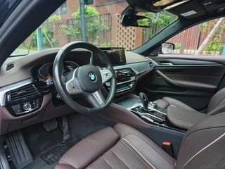 BMW 5 Series 2023 Mise à jour 530Li Type de luxe M Ensemble de sport extérieur photo 6
