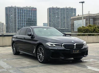 BMW 5 Series 2022 Restyling 530Li Leading Type M Sports suit exterior photo 3