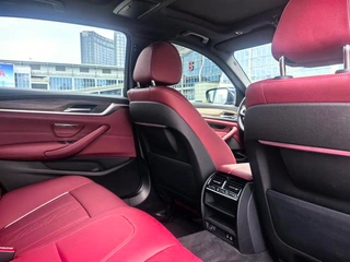 BMW 5 Series 2022 Restyling 530Li Leading Type M Sports suit interior photo 10