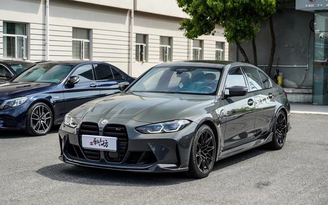 BMW M3 2023 M3 Четырехдверный седан M xDrive Гром издание экстерьер фото 3