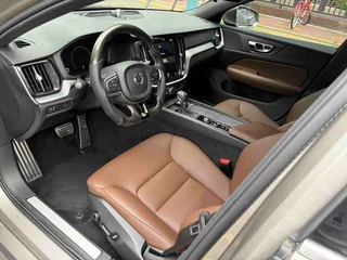 Volvo S60 2021 T4 Zhiyi Deluxe Edition exterior photo 7 Volvo S60 2021 T4 Zhiyi Deluxe Edition exterior photo 7